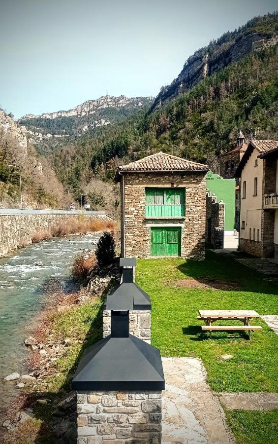 Albergue Armaia Artepea Urzainqui Bagian luar foto